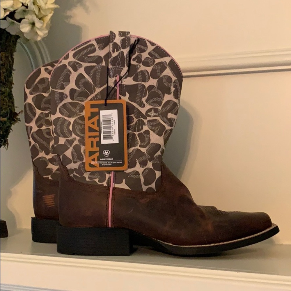Ariat Girls’ Cowboy Boots size 3.5